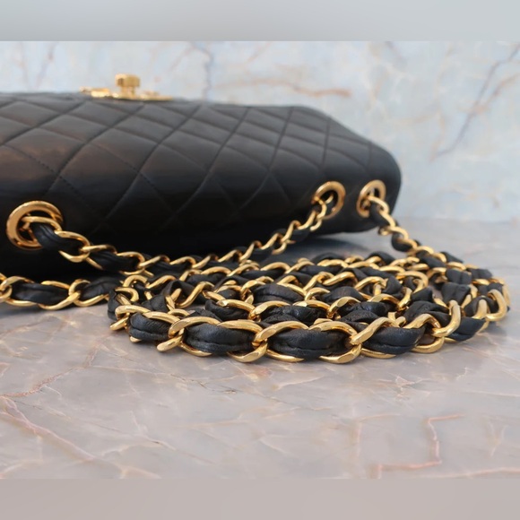 Authentic CHANEL single flap classic matelasse 30 medium 24k gold vintage bag - Picture 6 of 15